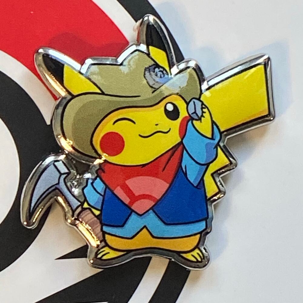Pokemon x Field Museum Fossil Museum: Excavator Pikachu Pin - Picture 5 of 5